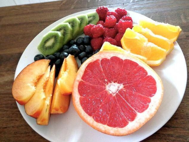 Fruits and berries for a favorite diet
